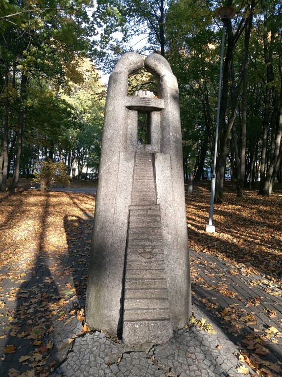 Une statue dans le parc des statues de Klaipeda
