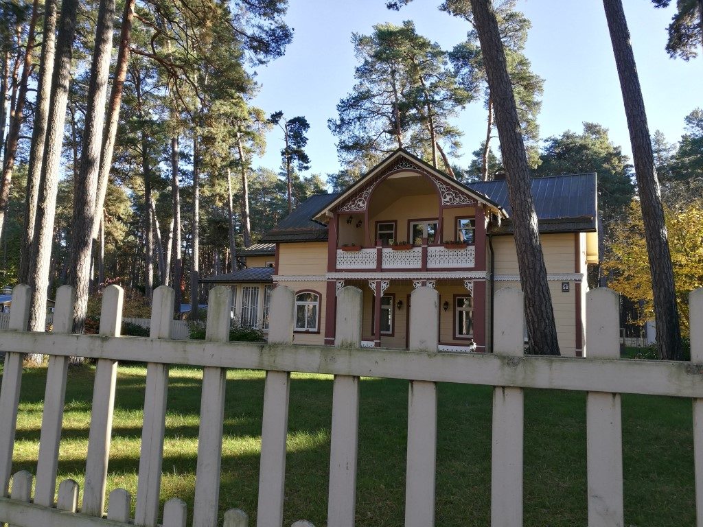 Une maison de vacances dans la pinède à Jurmala