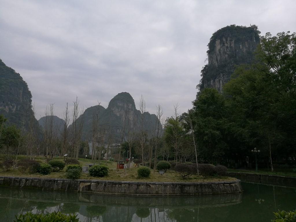 Le parc de Yangshuo, au pied des formations Karstiques aux alentours